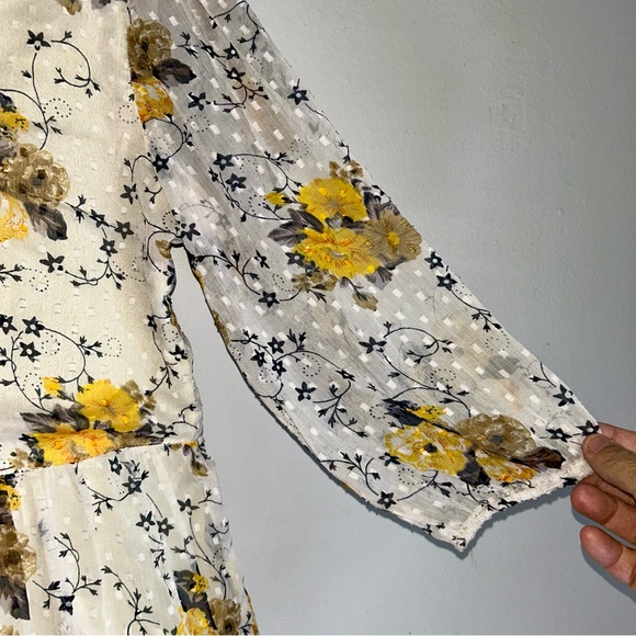 Chiffon  Floral Dress, light airy , feminine. - Picture 6 of 6